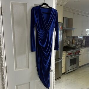Elegant Blue Long Sleeve Dress